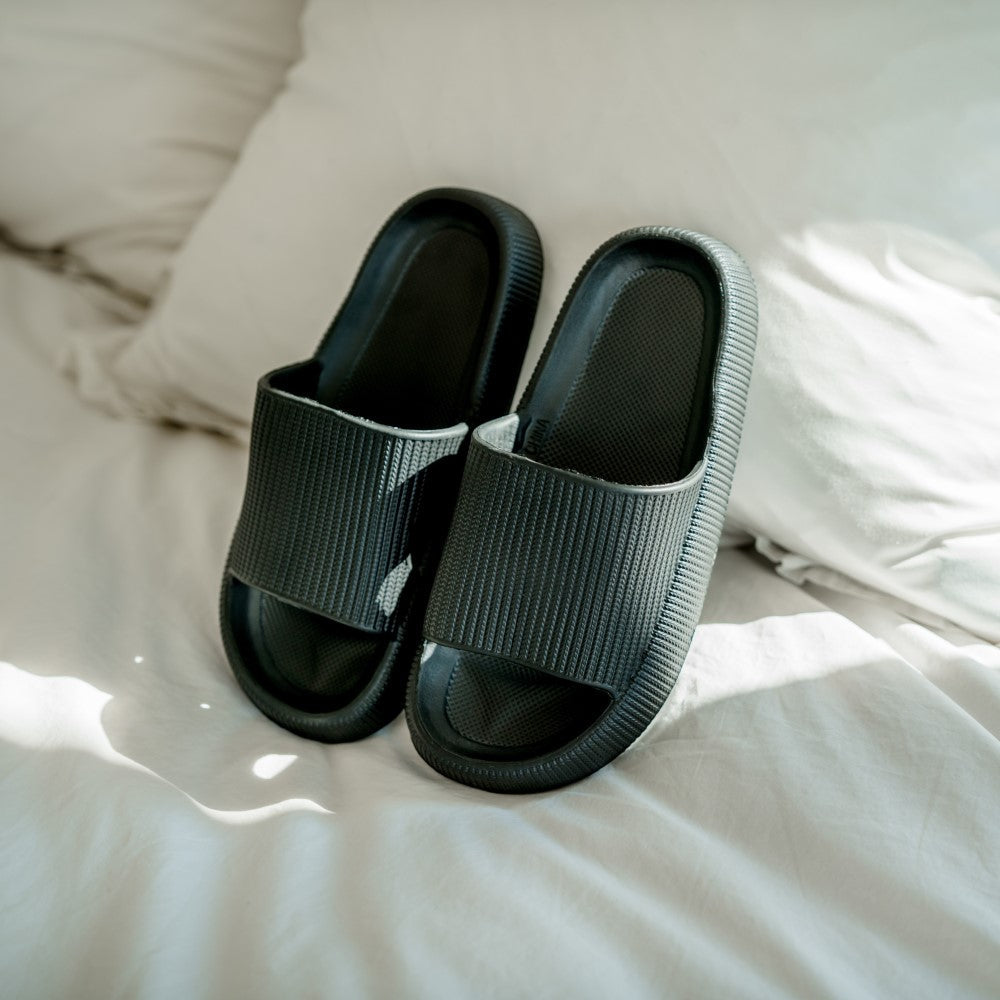 Mens Pillow Slides™